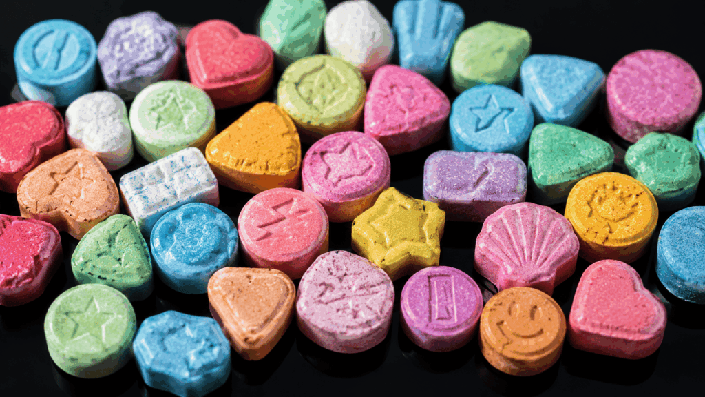 Ecstasy, Bala ou MDMA Vicia? Principais Sinais da Dependência